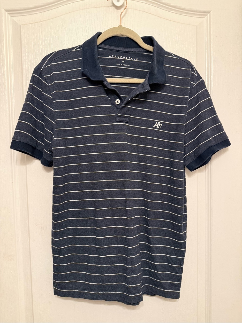 Aeropostale A87 Mens Navy Blue Striped Polo Shirt Short Sleeve Medium M Cotton